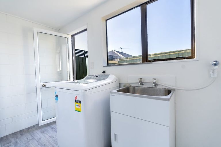 Photo of property in 3/30 Picton Avenue, Riccarton, Christchurch, 8011