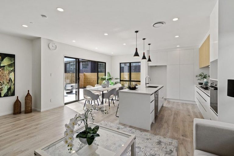 Photo of property in 51 Turret Lane, Hobsonville, Auckland, 0616