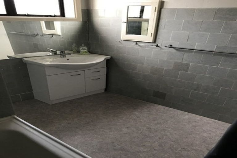 Photo of property in 18 Kenilworth Street, Addington, Christchurch, 8024