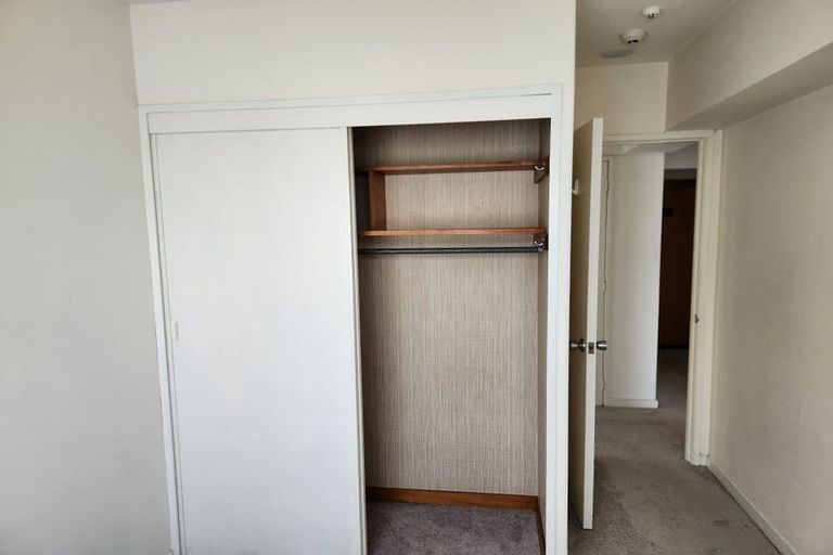 Photo of property in Mansfield Towers, 1 Grant Road, Thorndon, Wellington, 6011