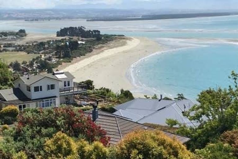 Photo of property in 16 Moncrieff Avenue, Britannia Heights, Nelson, 7010