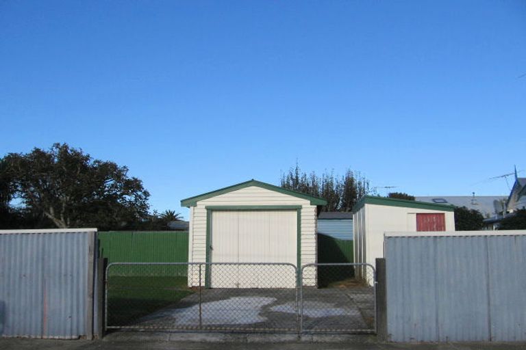 Photo of property in 32 Bristol Square, Hutt Central, Lower Hutt, 5010
