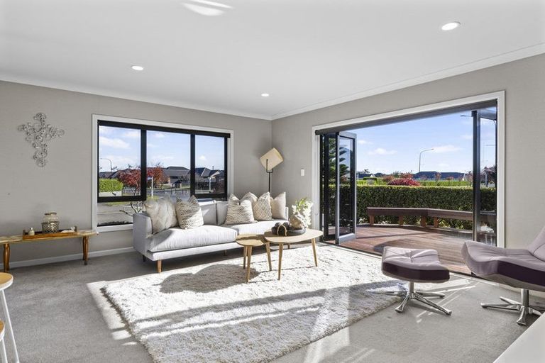 Photo of property in 2 Brancaster Place, Cambridge, 3434