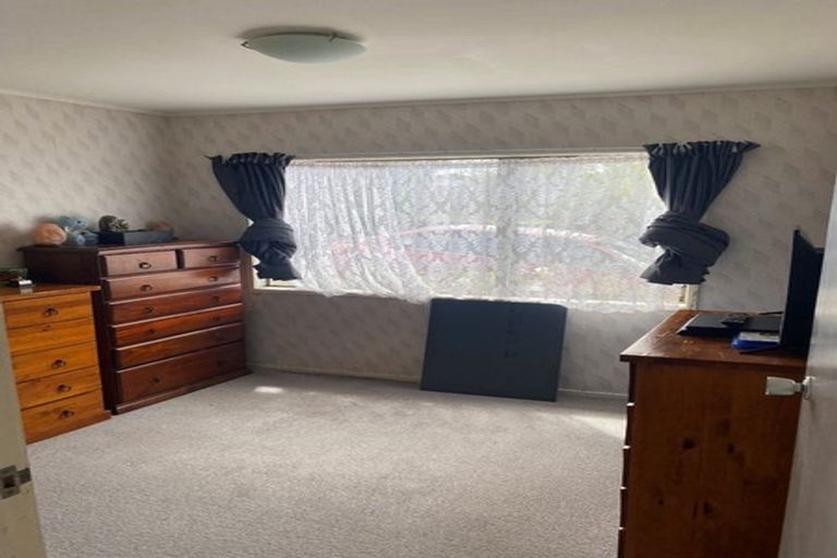 Photo of property in 43 Mcquarrie Avenue, Wattle Downs, Auckland, 2103