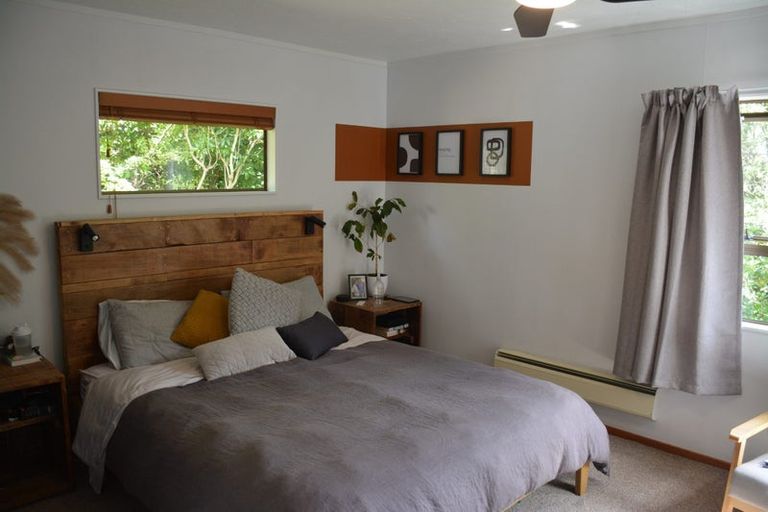 Photo of property in 76 Khandallah Road, Ngaio, Wellington, 6035