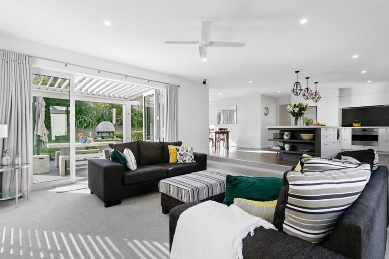 Photo of property in 66 Gillespie Place, Acacia Bay, Taupo, 3385