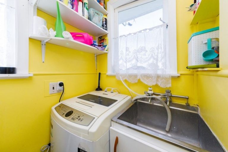 Photo of property in 2 Edinburgh Street, Feilding, 4702