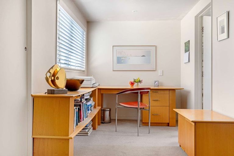 Photo of property in 1120 Whakaue Street, Rotorua, 3010