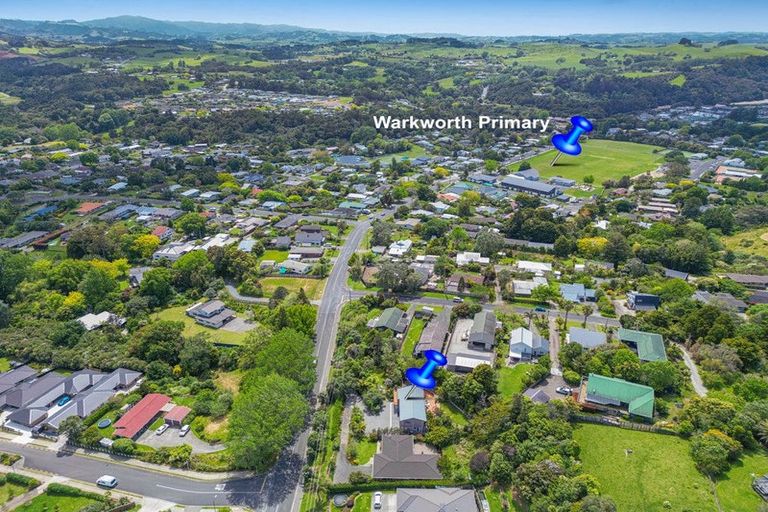 Photo of property in 69 Falls Road, Warkworth, 0910
