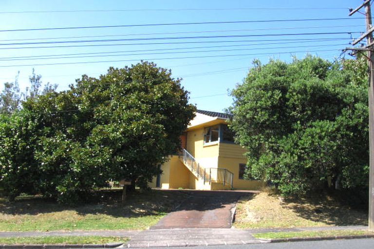 Photo of property in 3 Gilliam Street, New Lynn, Auckland, 0600