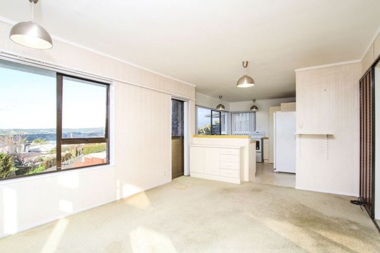 Photo of property in 9 View Road, Shelly Park, Auckland, 2014