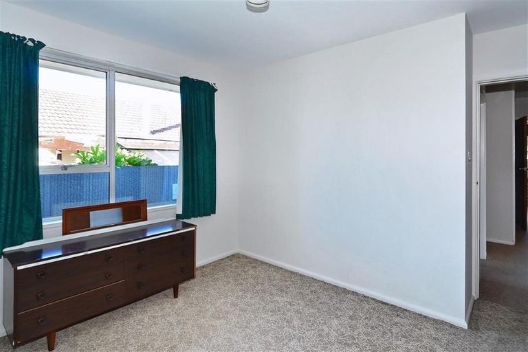 Photo of property in 2/28 Strathfield Avenue, Dallington, Christchurch, 8061