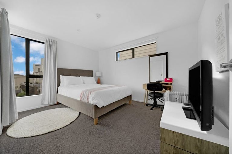 Photo of property in 4 Manahau Lane, Flat Bush, Auckland, 2019