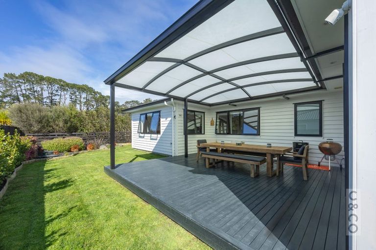 Photo of property in 91 Muriwai Road, Waimauku, 0812