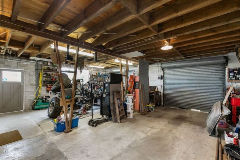 Photo of property in 39 Cliff Road, Torbay, Auckland, 0630