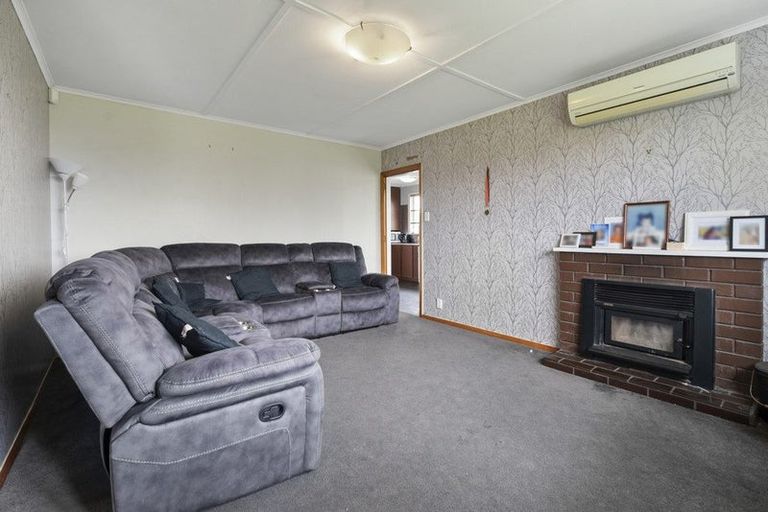 Photo of property in 19 Pembroke Street, Highbury, Palmerston North, 4412