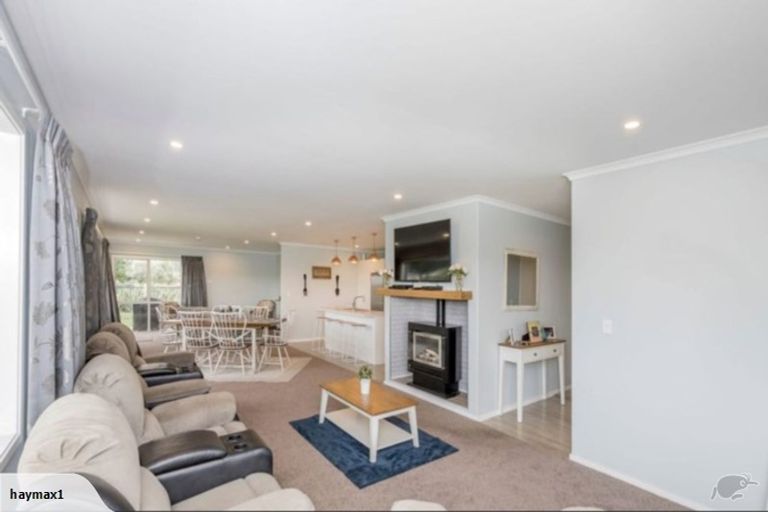 Photo of property in 7 Waka Tete Place, Waitarere, Levin, 5510