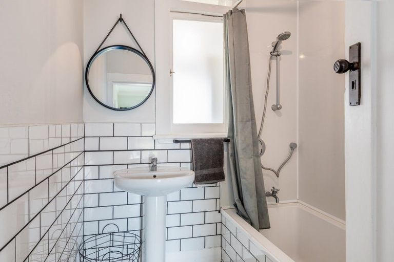 Photo of property in 8 Studholme Street, Morrinsville, 3300