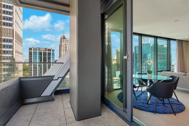 Photo of property in 2005/10 Commerce Street, Auckland Central, Auckland, 1010