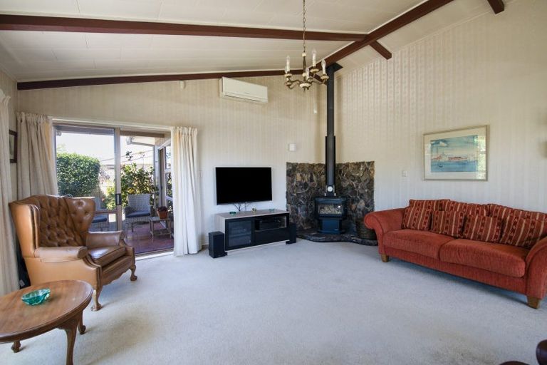Photo of property in 10a Avondale Road, Taradale, Napier, 4112