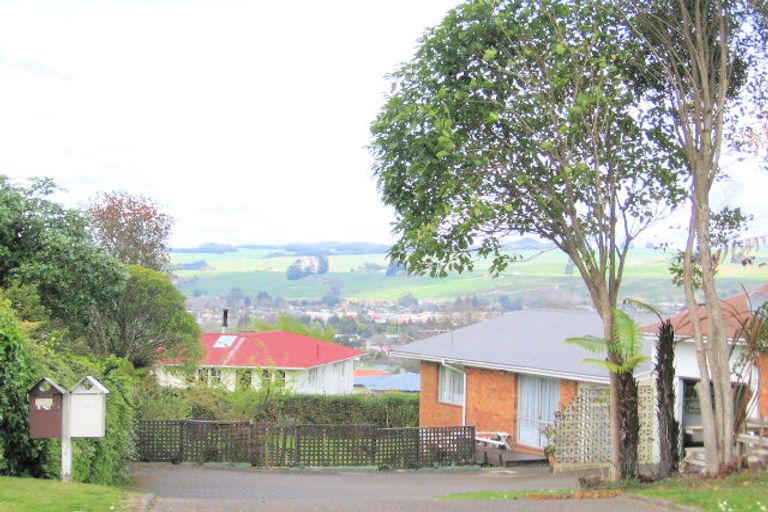 Photo of property in 60b Thomas Crescent, Western Heights, Rotorua, 3015