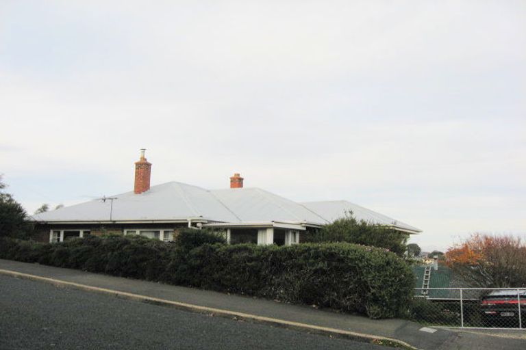 Photo of property in 24 Farley Street, Kaikorai, Dunedin, 9010