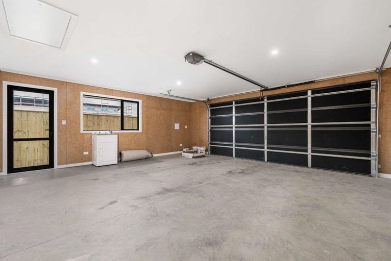 Photo of property in 59 Atlantic Drive, Fitzherbert, Palmerston North, 4410