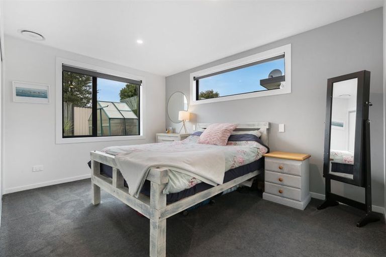 Photo of property in 9 Little Maude Drive, Lake Hawea, Wanaka, 9382