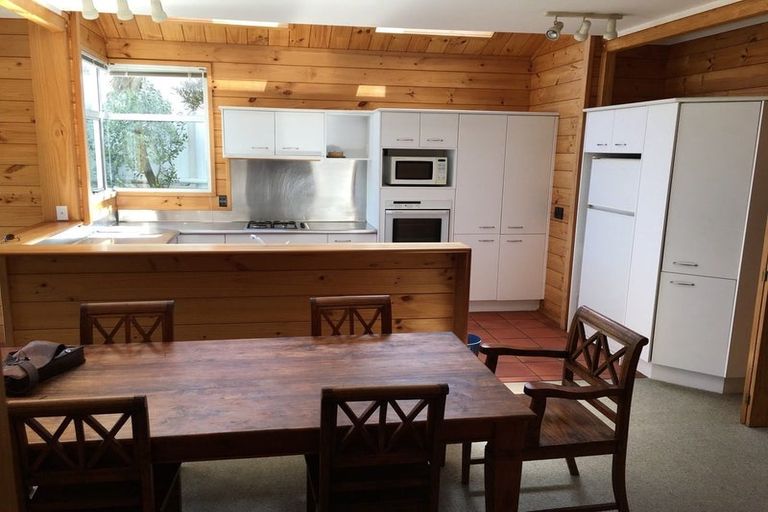 Photo of property in 16 Mcfarlane Street, Mount Victoria, Wellington, 6011