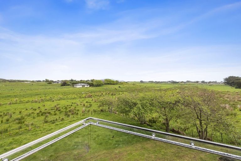 Photo of property in 42 Pukenamu Road, Te Horo, Otaki, 5581