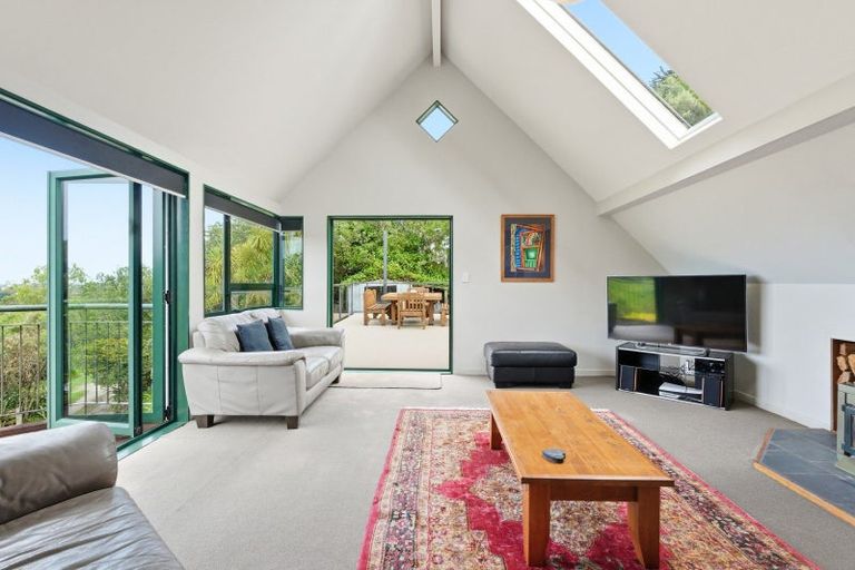 Photo of property in 8 Wairere Road, Bastia Hill, Whanganui, 4500