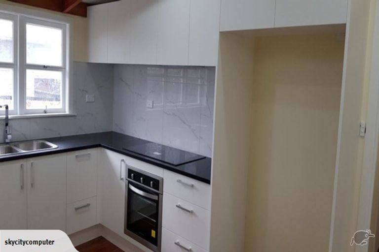 Photo of property in 108 Rathgar Road, Henderson, Auckland, 0610