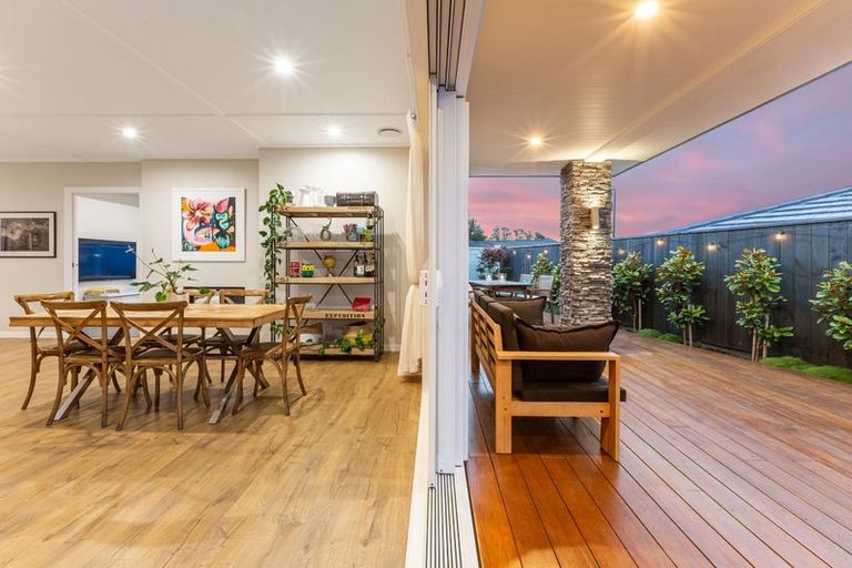 Photo of property in 22 Topsail Way, Whitby, Porirua, 5024