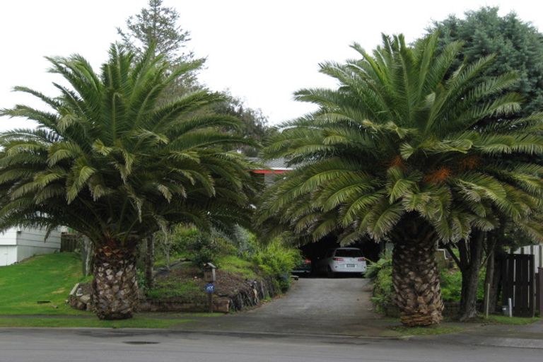 Photo of property in 12 Wicklow Place, Bell Block, New Plymouth, 4312