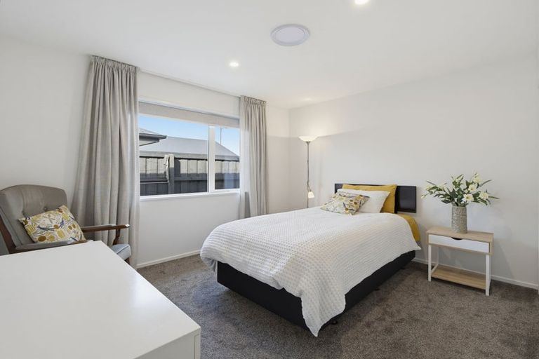 Photo of property in 9 Cam Mill Place, Rangiora, 7400