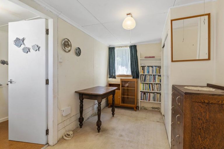 Photo of property in 11 Rata Street, Otaki Beach, Otaki, 5512