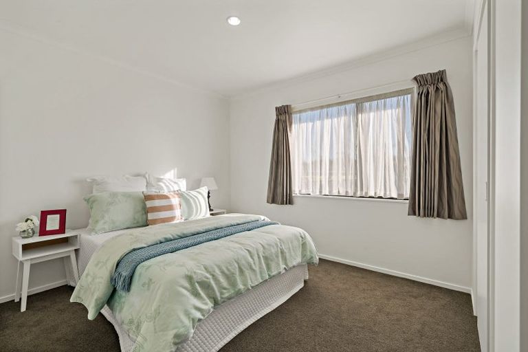 Photo of property in 16/2 Arawa Street, New Lynn, Auckland, 0600