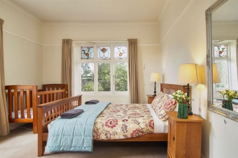 Photo of property in 11 Woodville Street, Edgeware, Christchurch, 8013