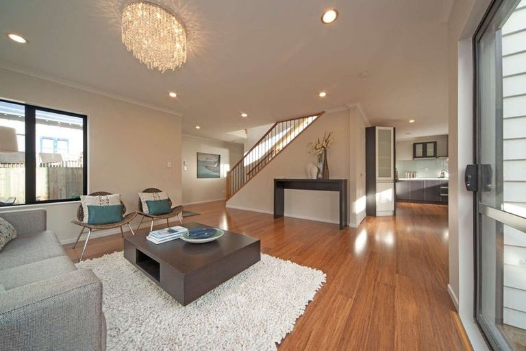 Photo of property in 44 Salisbury Road, Birkdale, Auckland, 0626