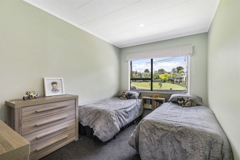 Photo of property in 22 Spargo Road, Massey, Auckland, 0614