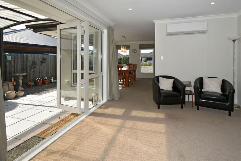 Photo of property in 44 Ti Rakau Drive, Woolston, Christchurch, 8023