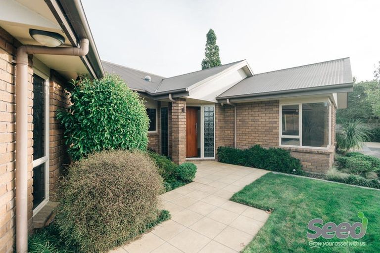 Photo of property in 12 Vermont Court, Huntington, Hamilton, 3210