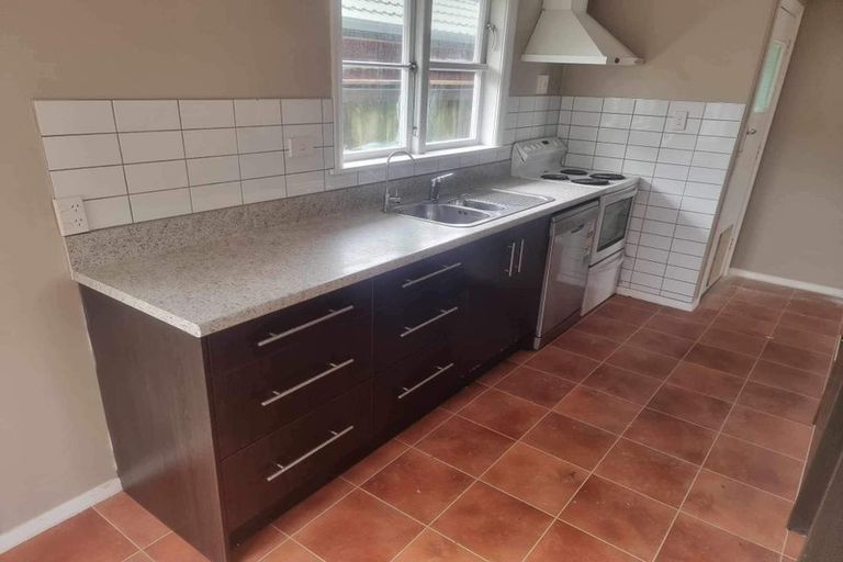 Photo of property in 24 Routley Crescent, Elderslea, Upper Hutt, 5018