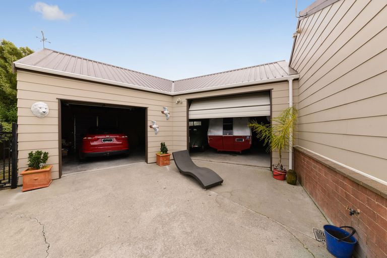 Photo of property in 14 Phillips Street, Sanson, 4817
