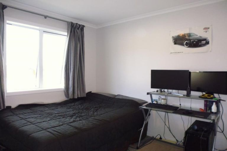 Photo of property in 1b Manderson Grove, Fairfield, Lower Hutt, 5011