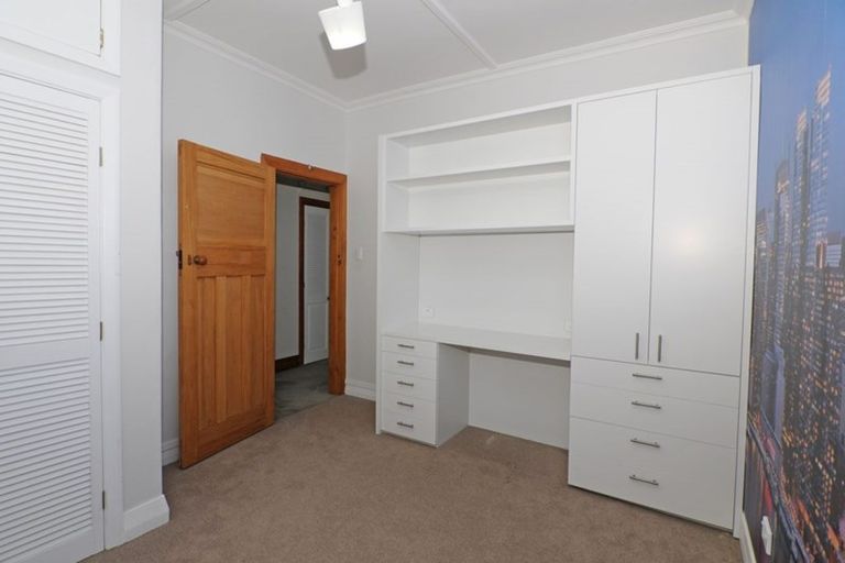 Photo of property in 25 Pinnacle Street, Seatoun, Wellington, 6022