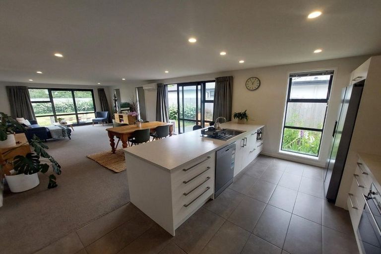 Photo of property in 33 Robert Duncan Road, Belfast, Christchurch, 8051