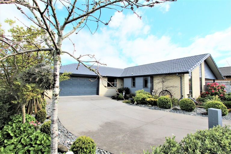 Photo of property in 27 Canmore Street, Pokeno, 2402