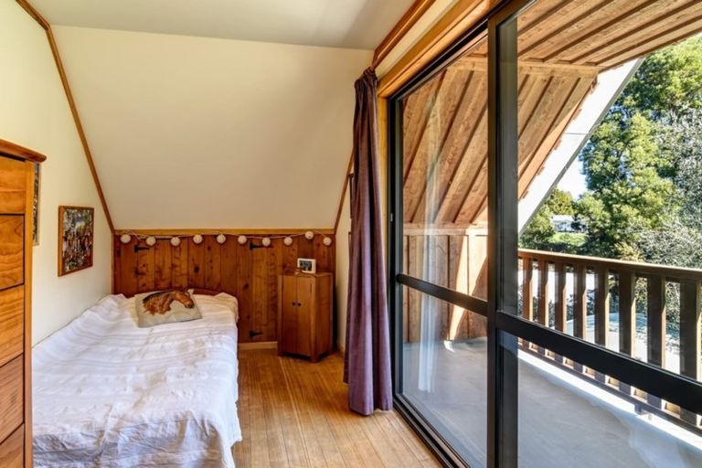 Photo of property in 7 Neudorf Road, Upper Moutere, 7175