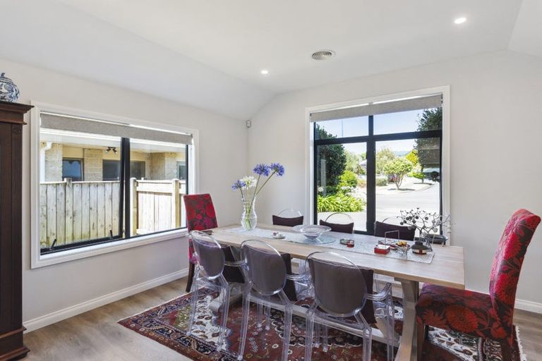 Photo of property in 176 Milne Drive, Paraparaumu, 5032